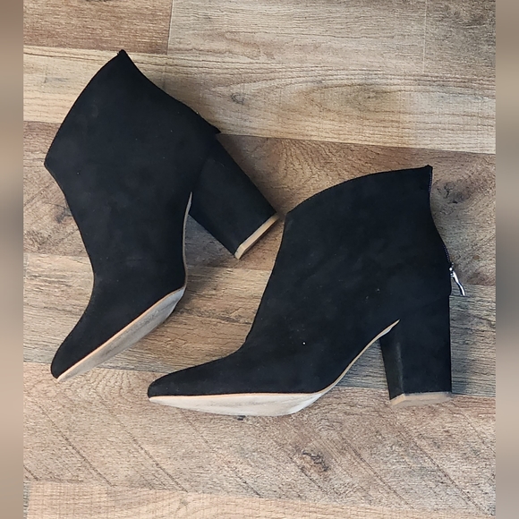 Black Booties with Block Heel | Beast Fashion - Picture 2 of 7